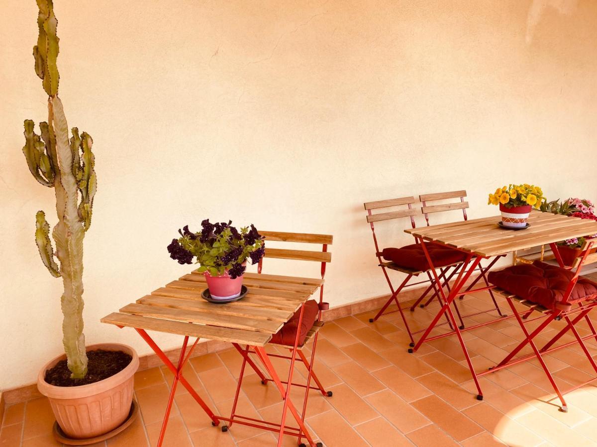 L'Ippocastano Appartamenti - B&B Castellaneta Luaran gambar